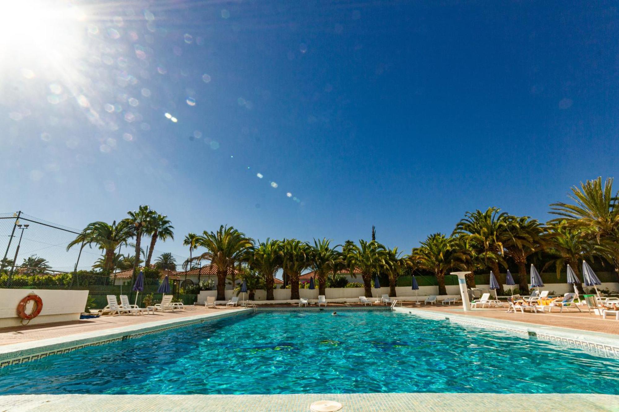 Seaview Friendly 8 *